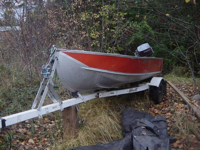 12ft aluminum boat and 12-14 ft e-z loader trailer for sale in Chase ...