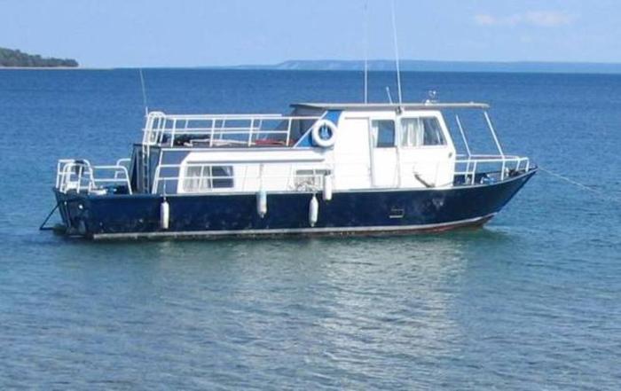 Alcan Aluminum houseboat for sale in Owen Sound, Ontario - Used boats ...