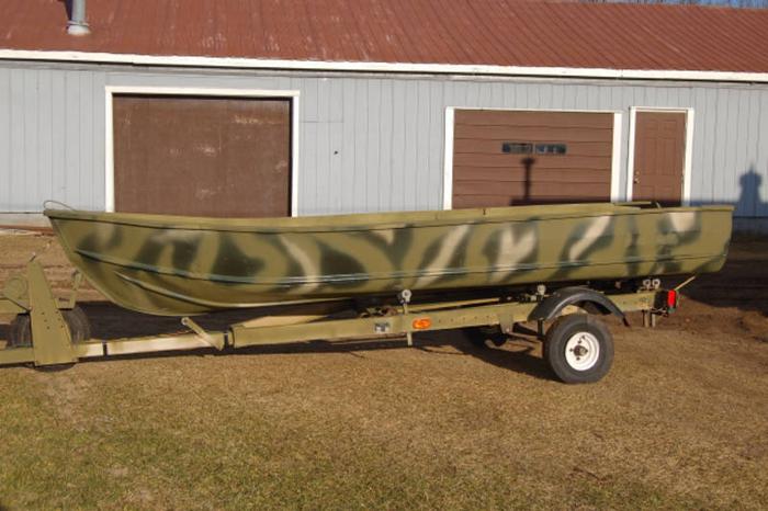 14 foot Aluminum hunting boat with trailer (NO MOTOR)