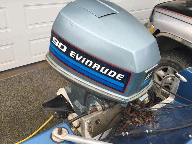 1980's 16" Double Eagle Bow Rider With 90Hp Evenrude