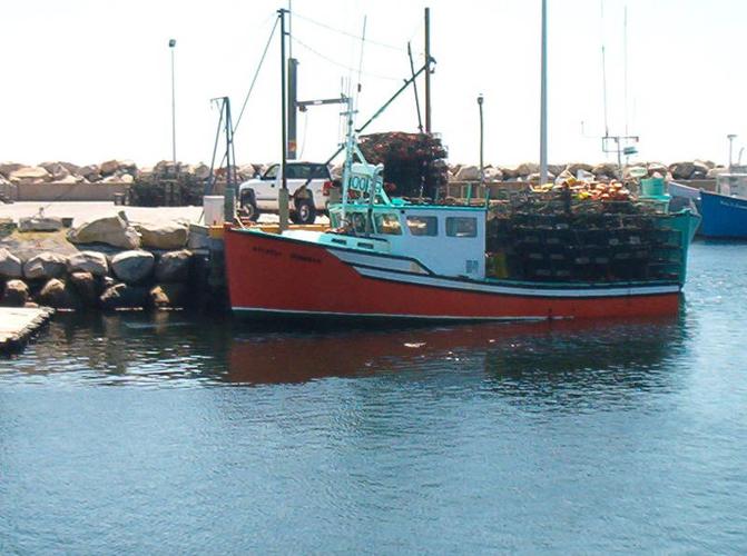 1986 Fiberglass over wood 34'11 Lobstering Boat