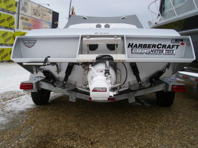 19ft Jet boat Harbercraft Extreme Sport