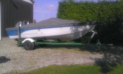 16 1/2 foot Crestliner Fish Hawk 1650SC boat, with Honda 50 horse, 4 stroke motor and trailer for sale. Boat comes with 3 seats, and will hold up to 6 people. For sale by original owner, new in 1995.
This is a great fishing boat and water sports for the