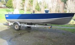 16 ft. LUND alum boat
9.9 hp Evinrude motor and Road Runner trailer
Comes with rod holders, boat seats, anchor, gas tank and hose
Very deep and sturdy boat
All in good condition