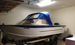 16 ft Starcraft aluminum set up for fishing, crabbing and prawning.
-60 hp Mercury 2 stroke in good shape and very reliable with external autoblend for the oil.
-transom reinforced with aluminum cap
-2 x 25L fuel tanks
-auto bilge pump
-dual batteries on