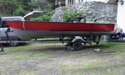 17 FT.  ALUMINUM BOAT IN GOOD CONDITON WITH TRAILER AND 25 HP MERCURY, GAS TANK, MARINE ANTENNA NEW, OARS, ETC...