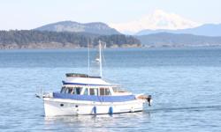 For Sale: 1977 Hiptimco 40
asking $99,900 (offers welcome)
Port Sidney Marina,
Sidney, BC
Hiptimco trawlers were well ahead of their competition in quality of construction. The hull and deck are fiberglass with a teak deck overlay. The superstructure is