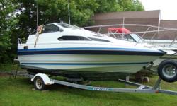 This is a 1988 2152 Bayliner Cruiser, 130 HP OMC engine and outdrive (engine has low hours) completely serviced with new exhaust and drive boots.  Engine compartment exhaust fan.  Sleeps 4 with a V-Berth and under deck bunk.  Bow mounted anchor support,