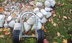 Stern dolly for moving up to 16 Ft aluminum boat.
Used once or twice, excellent condition