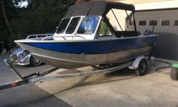 16.5 hewescraft sportsman. 60hp Yamaha (490hrs), 4hp Yamaha (10hrs). Lowrance. Scotty electric riggers. Safety and fishing gear.