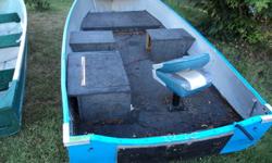 STARCRAFT 16' D & W, WITH FLOOR,
recently replaced all wood including floor,
removable aluminum sub frame, new carpet,
one pedestel seat at rear,(possibly 1 more),
will handle up to 50 hp motor,or more,
over $1000 invested, will sacrafice-
for-$699 for