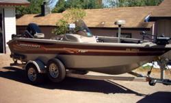 2004 PRINCECRAFT 188 DLX Tournament Super Pro.
Purchased new in 2006. This boat is in AAA condition.
18.5ft. with 94inch beam.
Top of the line, premium fishing boat, loaded with extras.
2005 Mercury 150 Optimax with only 198 hours and Ballistic Stainless