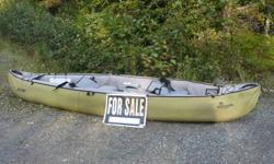 Sterns inflatable canoe. A lot of fun! We are willing to sell lifejackets with it too. All is in very good shape as they were barly used. When we had a child, we just didn't have the time anymore.